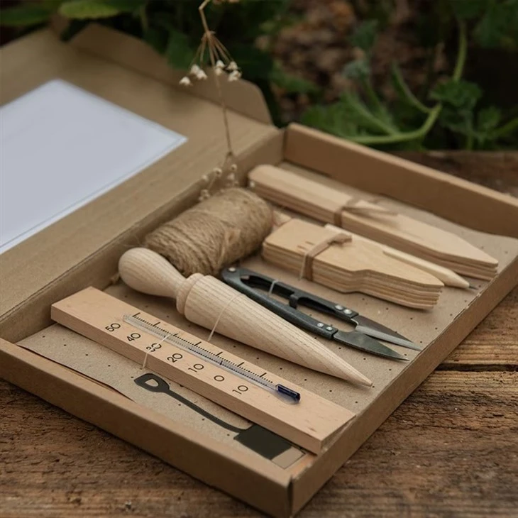 Garden Accessories Kit